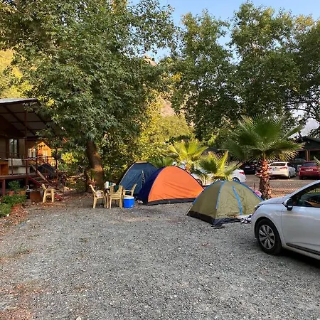 ゲストハウス Garden Cirali 3*