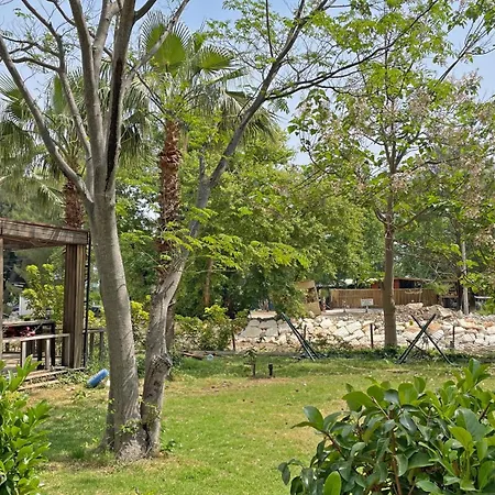 Homestay Garden Cirali