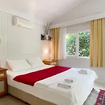 Casa de hóspedes Garden çıralı